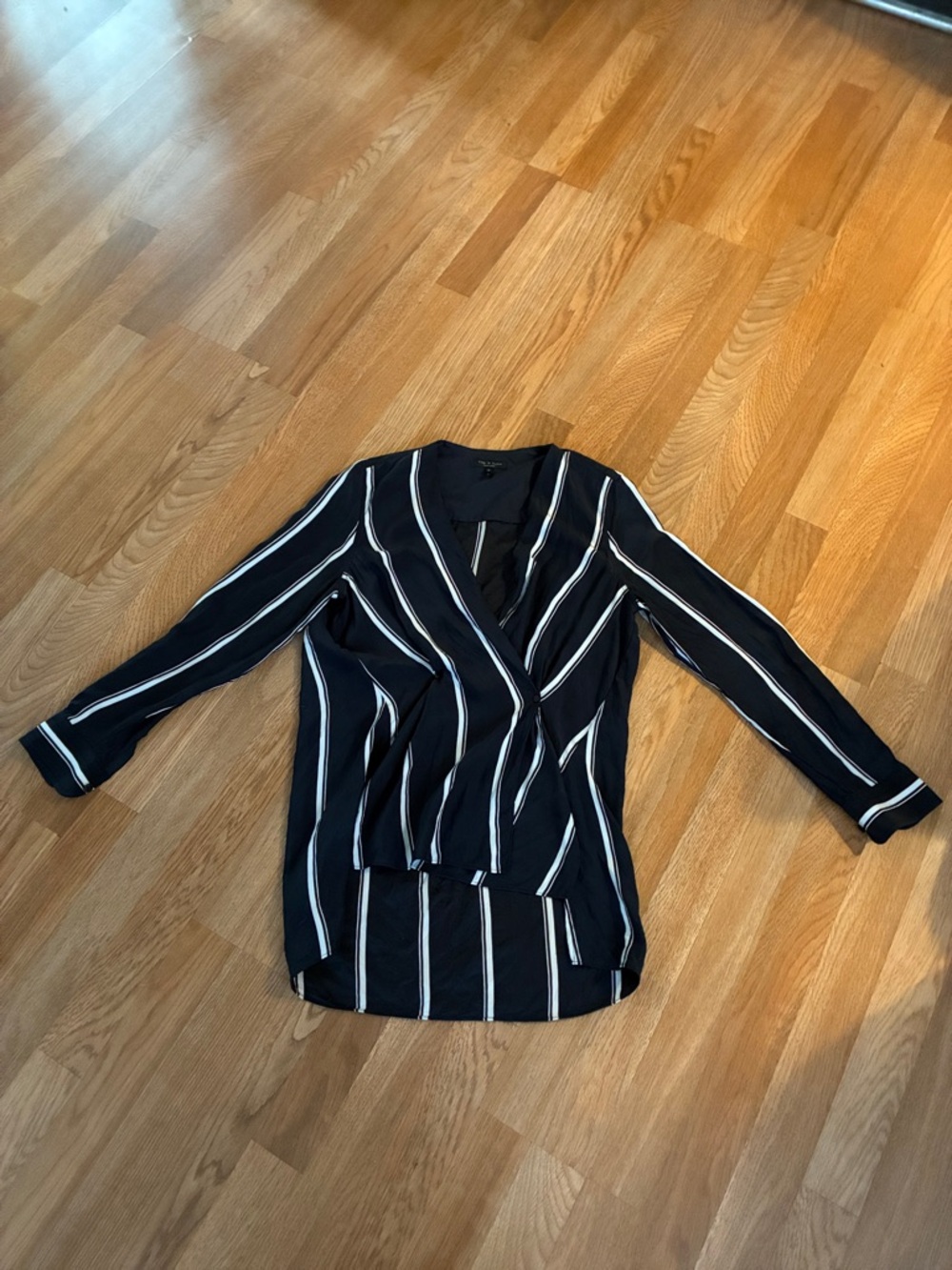 rag & bone top - Navy with Black & White Stripes Size SP